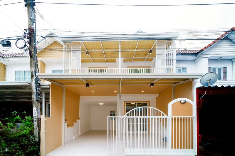 Townhouses for sale : S777 [For Sale] Townhouse, Buathong Village 4 💰 Only 1.79 million baht (Free transfer fee!)