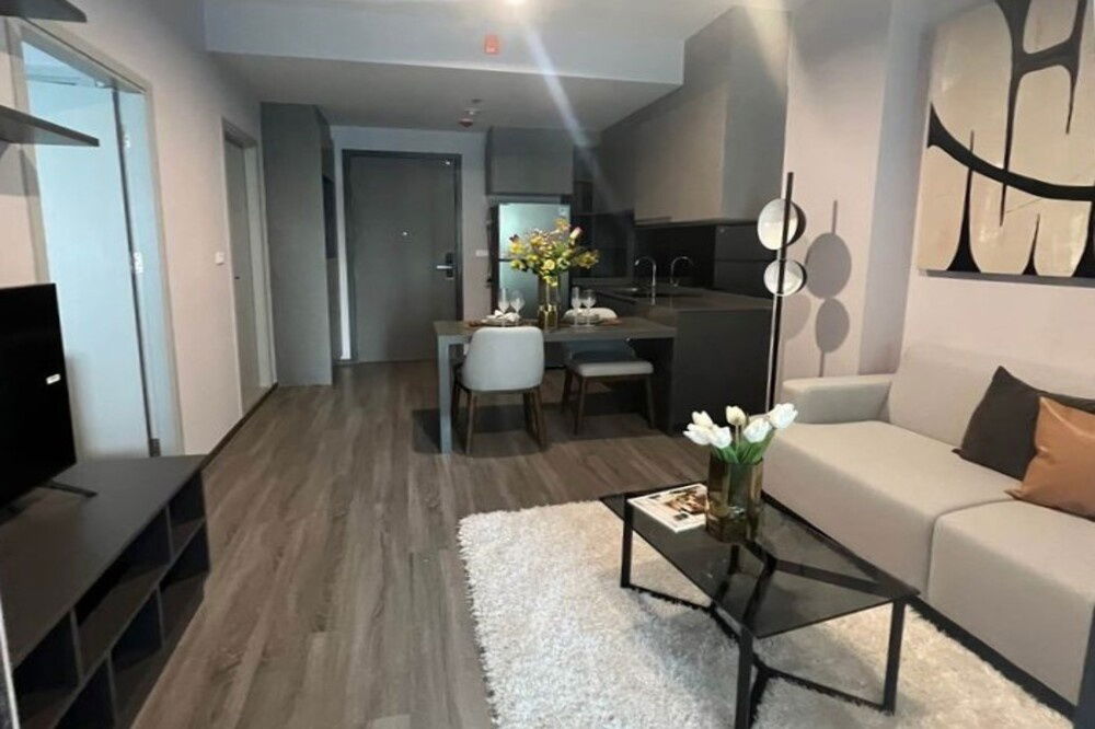 picture ðĨ For Rent !! city view, high floor 10++, great facility!!ðĨ Code C20230900866....Ideo Chula â Samyan, 2 bed, 1 bath, furnished, ready to move in - 2/9