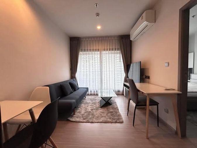 ให้เช่า Life Asoke Hype | 1 ห้องนอน 33 ตร.ม. ชั้น 35 🚇MRT พระราม9 300 ม.