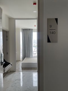 JK2 6404981 : เดอ ลาพีส จรัญ 81