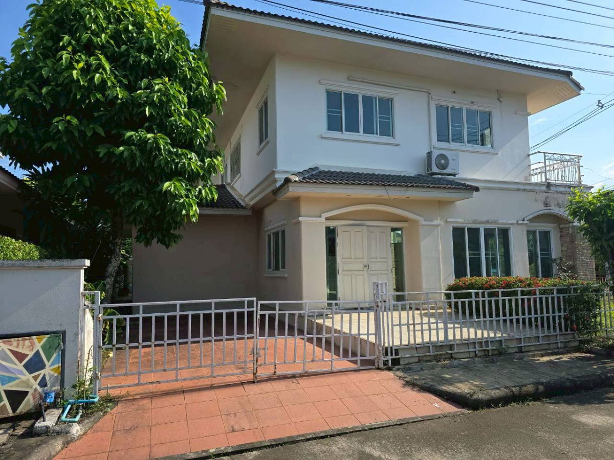 รูป ขายบ้านในโครงการ Emperor 2 บนถนนวงแหวนรอบ 2 เชียงใหม่ เดินไปโลตัสรวมโชคได้ หลังมุม ถนนหน้าบ้านกว้าง T.0946511456 - รูปที่ 3/17