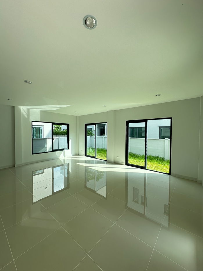 รูป บ้านแฝด 3 ชั้น บ้านใหม่ บ้านกลางเมือง ดิ อิดิชั่น ศรีนครินทร์-สวนหลวง - รูปที่ 4/18