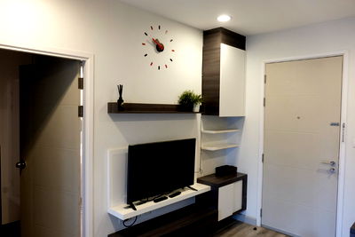 เช่าคอนโด BTS เซนต์หลุยส์ : ให้เช่าด่วน! ห้องสวย ราคาพิเศษสุด! คอนโดหรู Centric Sathorn - St. Louis - 1 ห้องนอน, 1 ห้องน้ำ - 35 ตร.ม.