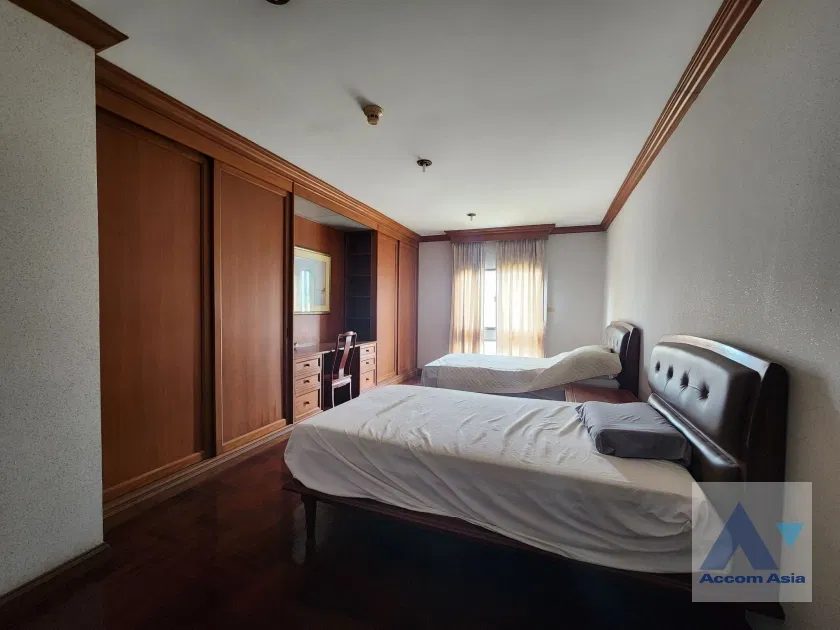 picture 🔼🔽 AccomA 📩 3 BR Condominium @Castle Hill Mansion (AA41472) - 10/18