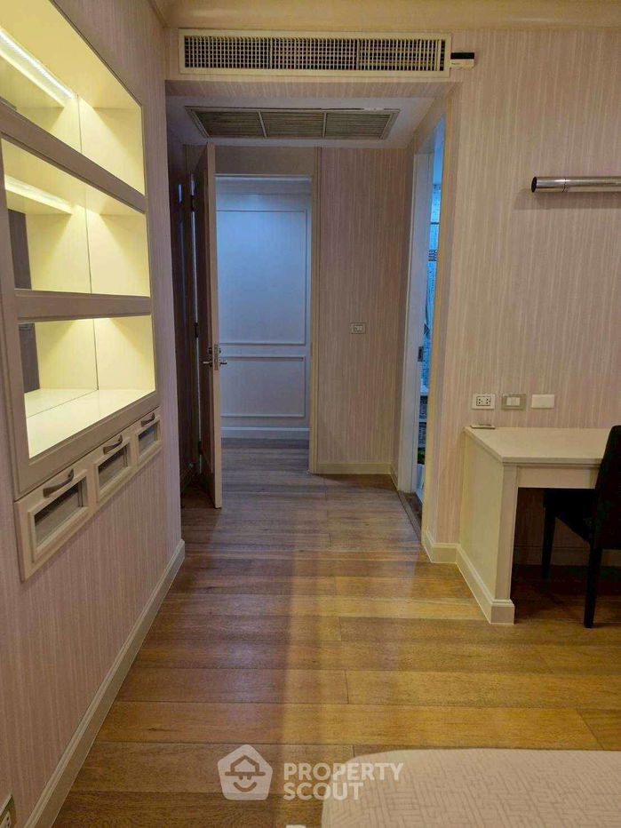 รูป คอนโด 3-ห้องนอน ที่ เดอะ รอยัล ศาลาแดง คอนโดมิเนียม ใกล้ MRT สีลม (ID 2396922) - รูปที่ 3/18