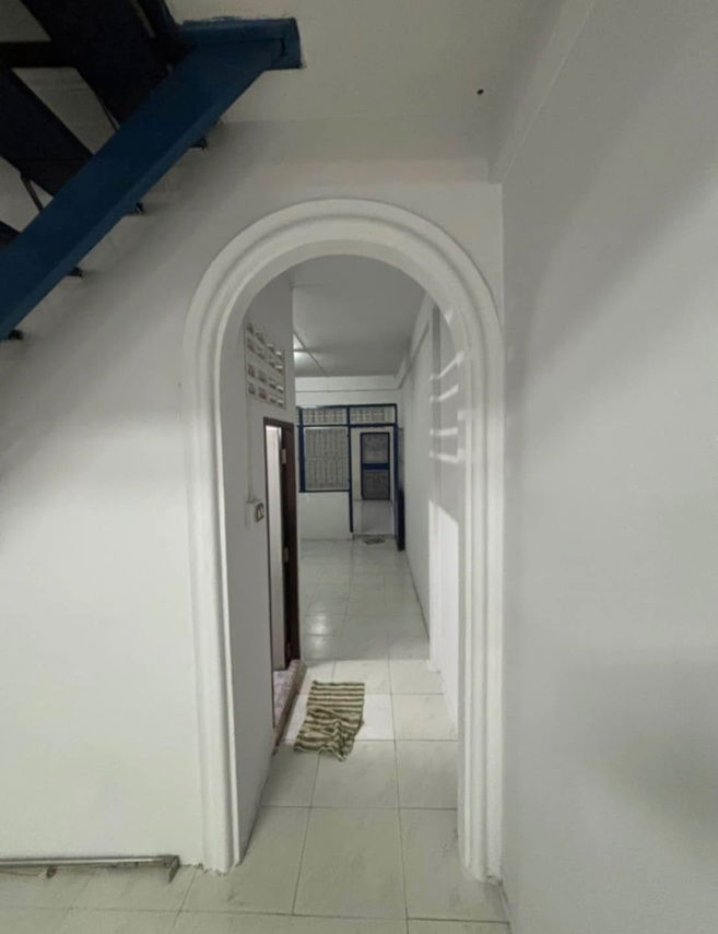 picture For rent, for rent, townhouse, Huai Khwang, Ratchada 18, cheap price, interested, Line: @951qfbfi - 4/10