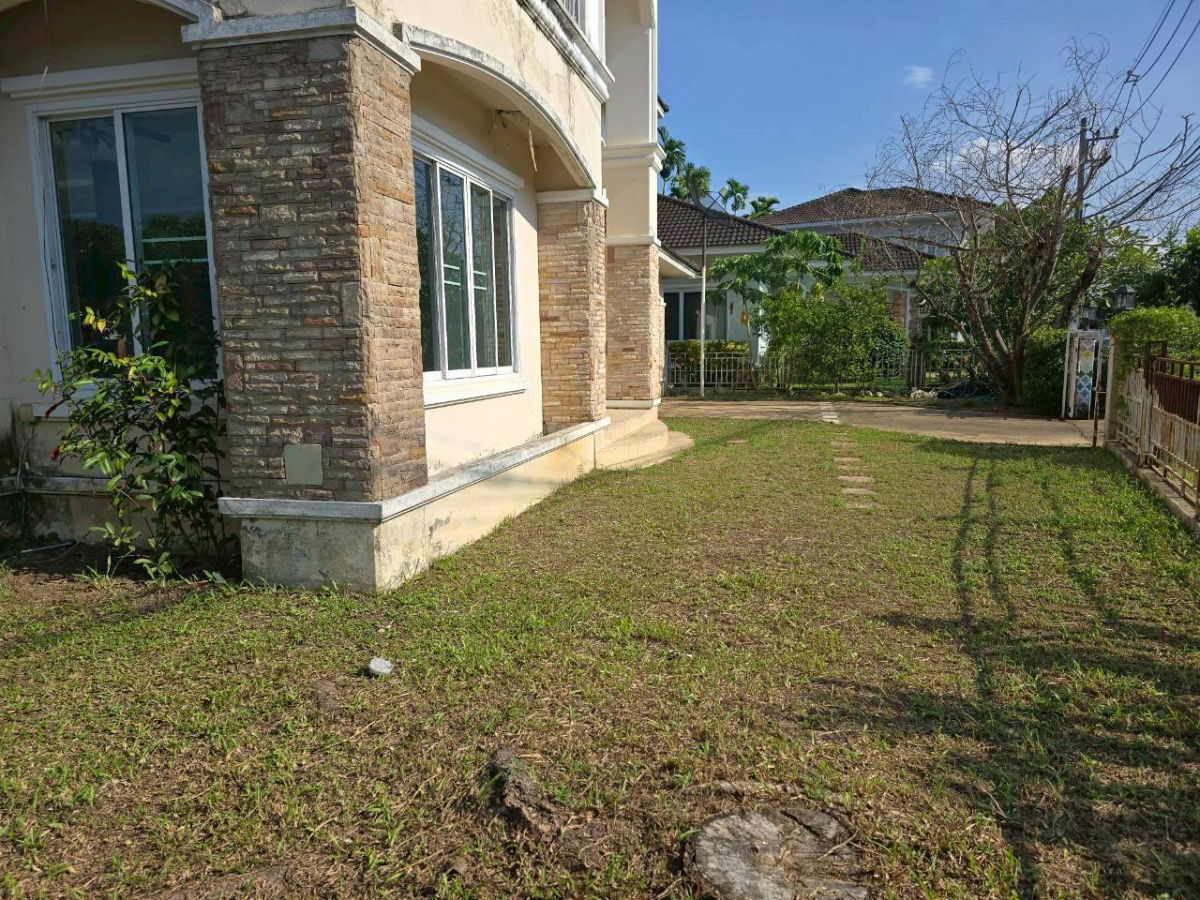 รูป ขายบ้านในโครงการ Emperor 2 บนถนนวงแหวนรอบ 2 เชียงใหม่ เดินไปโลตัสรวมโชคได้ หลังมุม ถนนหน้าบ้านกว้าง T.0946511456 - รูปที่ 6/17