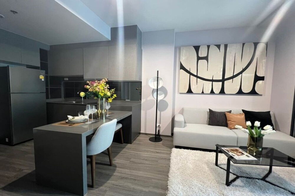 รูป 🔥 สำหรับเช่า !! วิวเมือง, ชั้นสูง 10++, ส่วนกลางอลังการ!!🔥 Code C20230900866....Ideo Chula – Samyan, 2 ห้องนอน, 1 ห้องน้ำ, แต่งครบ, พร้อมเข้าอยู่ - รูปที่ 4/9