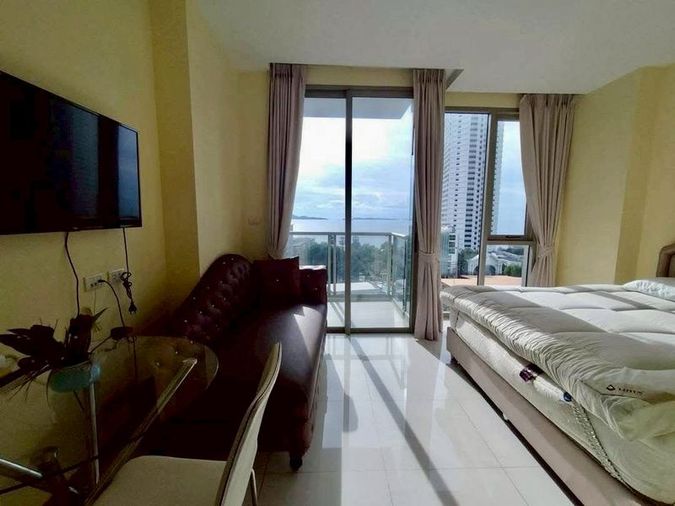⛵ Riviera Wongamat ⛵ Sea view / 8F / Studio room >> THB18,000/month彡