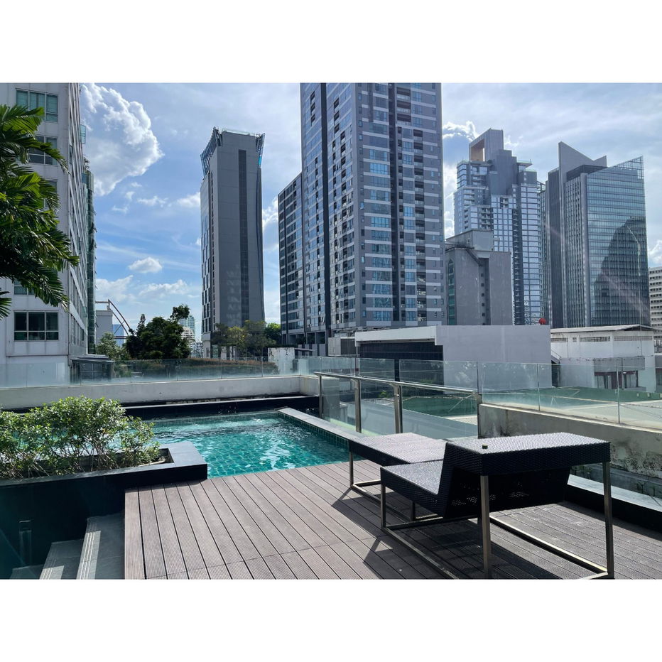 รูป ห้องใหญ่ ใจกลางสุขุมวิท 15 Sukhumvit Residence ใกล้ BTS อโศก–นานา เพียง 30,000 บาท/เดือน - รูปที่ 10/12