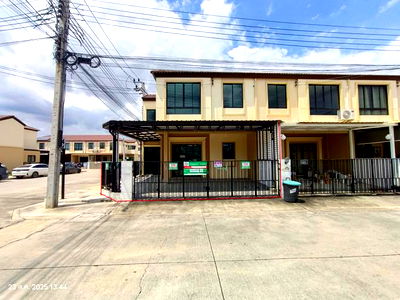 ทาวน์โฮม เมกะ บางนา : ทาวน์เฮ้าส์ สำหรับขาย พฤกษาวิลล์ 122/1 ศรีนครินทร์-บางนา บางแก้ว บางพลี สมุทรปราการ