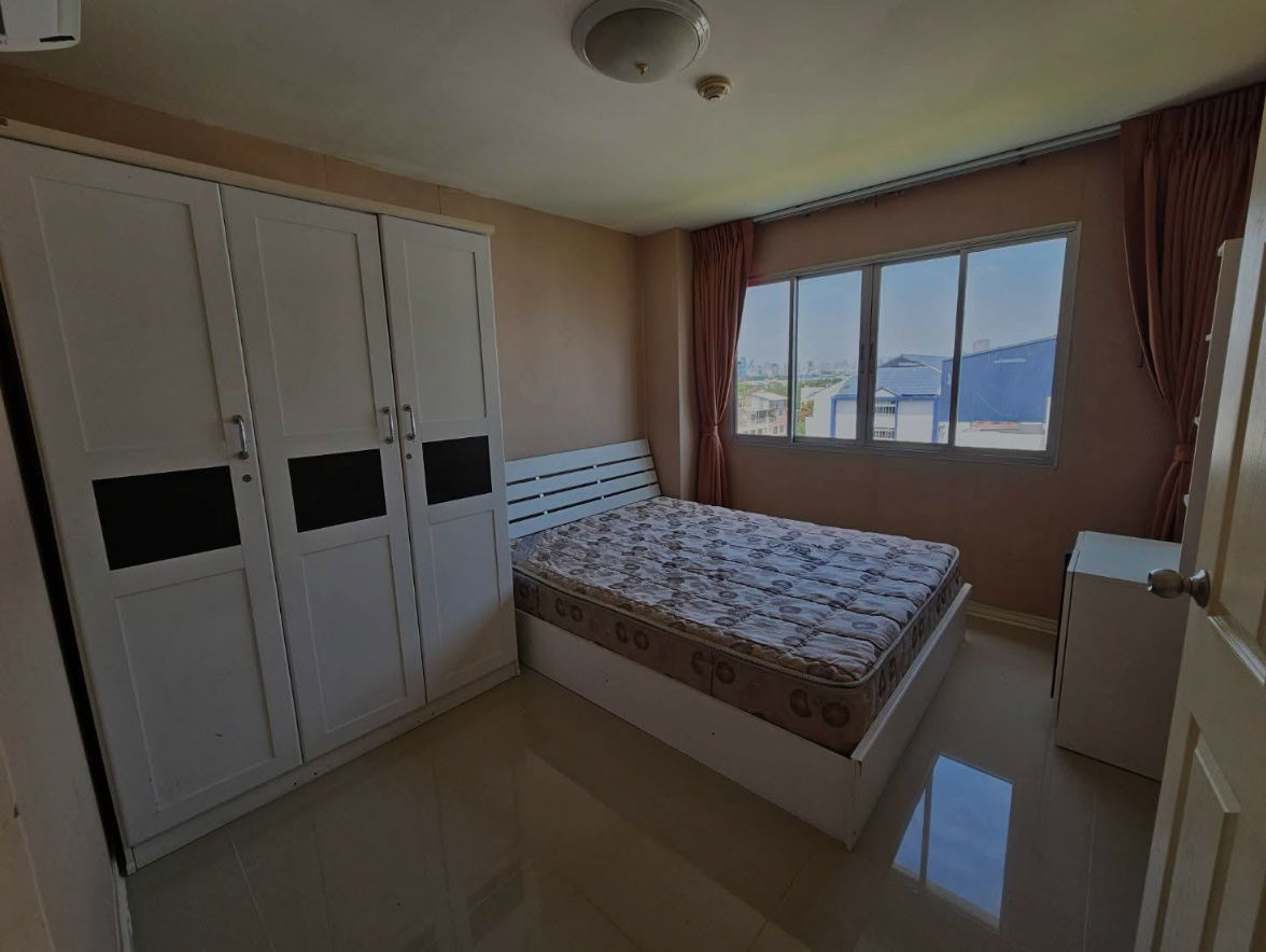 รูป ให้เช่า ลุมพินี บดินทรเดชา รามคำแหง อาคารC ชั้น7 อยู่สบาย ใหญ่พิเศษ 35ตรม ทิศตะวันออก วิวสระ สะดวกออกทาวน์อินทาวน์ 9000บ/ด - รูปที่ 1/11