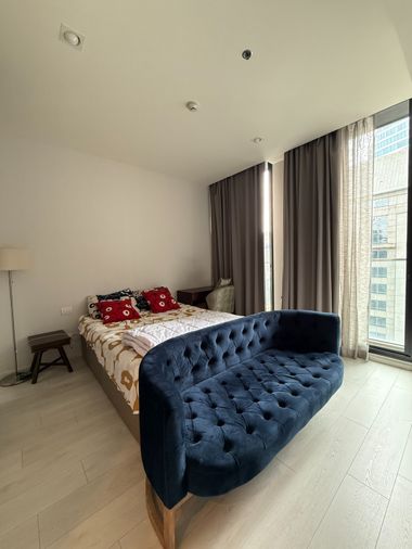 ว่างพร้อมอยู่ครับ! Noble Ploenchit  ใกล้ BTS เพลินจิต ห้องใหญ่แยกสัดส่วน! เครื่องใช้ไฟฟ้าครบ