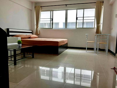 Condos for sale Bang Kapi : Sell/Buy Condo Happyland Lumpini Center Happyland, cheap price. Interested? Line: @951qfbfi