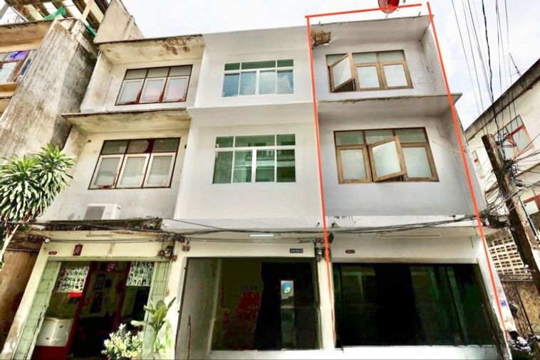 ให้เช่าอาคารพาณิชย์ 4 ชั้นพร้อมดาดฟ้า อยู่ในซอยสาทร 11 แยก 3 ใกล้BTS เซนต์หลุยส์