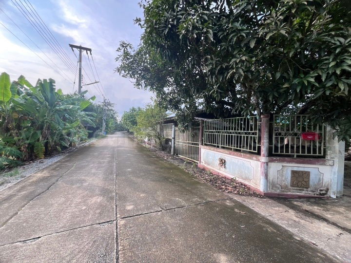 รูป ที่ดิน พร้อมสิ่งปลูกสร้าง 9-3-60 ไร่ สามพราน นครปฐม  - รูปที่ 4/12