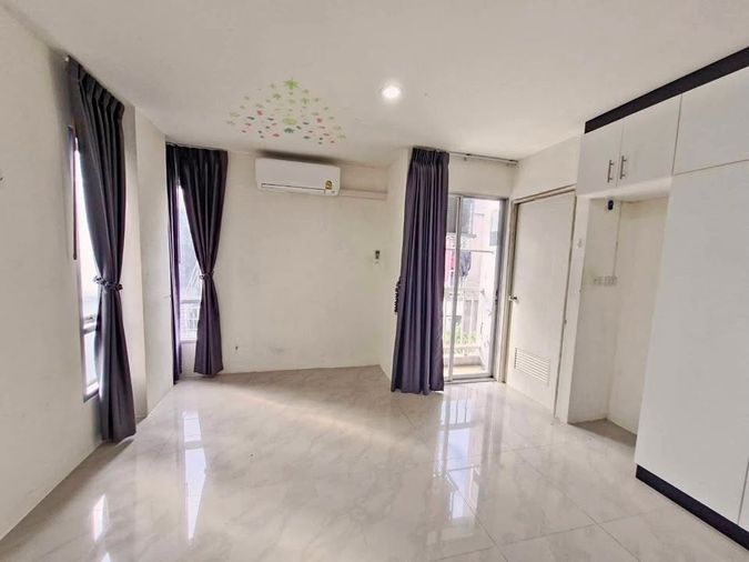 (19671) Asakan City Ramkhamhaeng