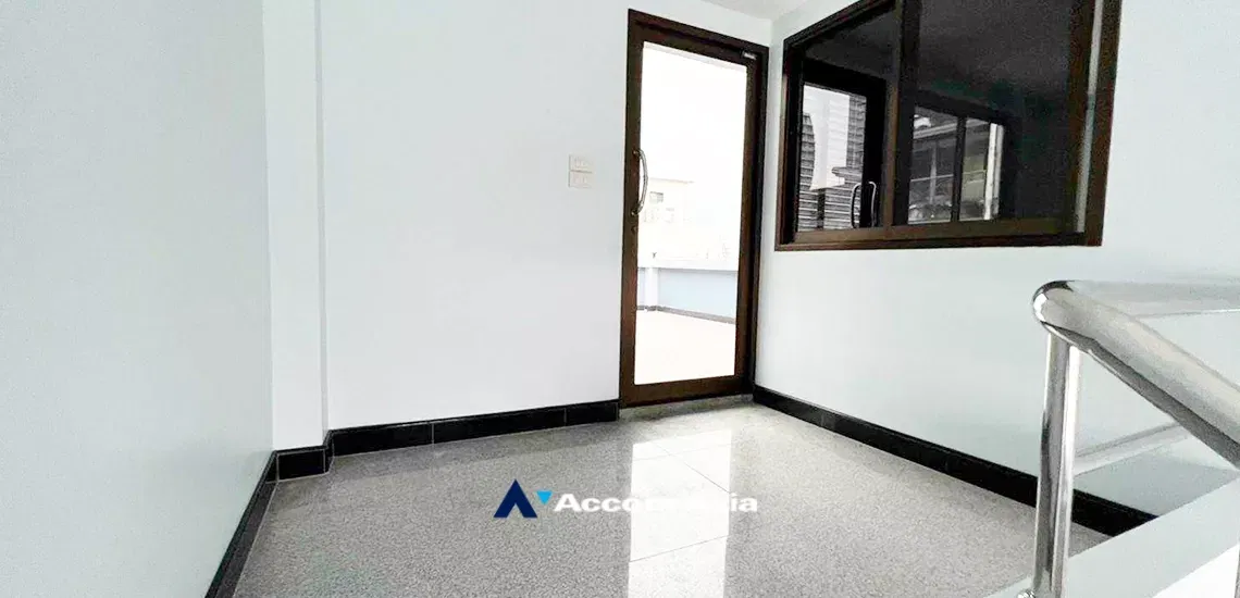 รูป 🔼🔽 AccomA 📩 4 BR House in Lumphini (AA29957) - รูปที่ 18/20