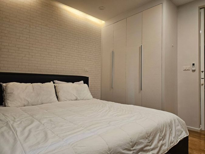 ห้องใหญ่ ใจกลางสุขุมวิท 15 Sukhumvit Residence ใกล้ BTS อโศก–นานา เพียง 30,000 บาท/เดือน