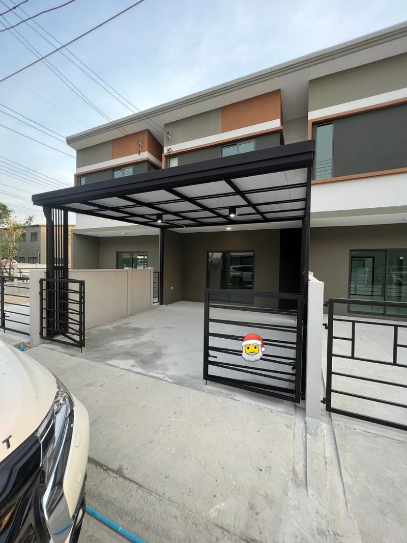 ทาวน์โฮมให้เช่า : 📌 ให้เช่า! ทาวน์โฮม 2 ชั้น โครงการ “Pleno Town ลำลูกกา คลอง 5”  2 ห้องนอน 2 ห้องน้ำ บ้านพร้อมอยู่ครบเครื่อง เฟอร์ฯครบ