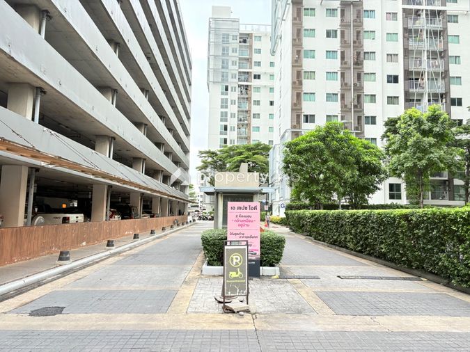 A Space Asoke - Ratchada