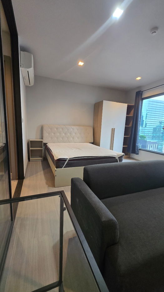 picture Life Asoke Rama9 🛋️ Fully Furnished 🚩15,000baht 𝗟𝗜𝗡𝗘 ID: @bkk849 📞 𝗧𝗲𝗹 / 𝗪𝗵𝗮𝘁𝘀𝗔𝗽𝗽: 095-169-9356 ✨ 𝗪𝗲𝗖𝗵𝗮𝘁 ID: home849 - 4/11
