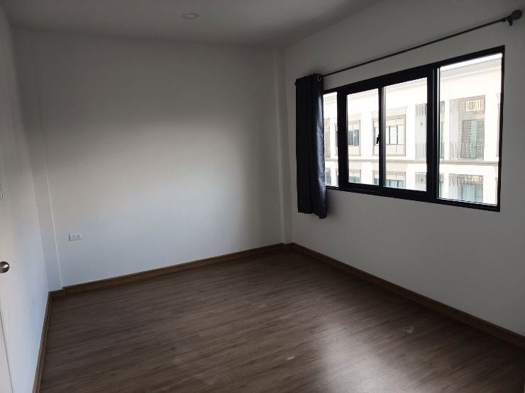 รูป ให้เช่าด่วน! ทาวน์โฮม 3 ชั้น ลุมพินีทาวน์เพลส สุขุมวิท–ศรีนครินทร์ พื้นที่ใหญ่ เฟอร์บางส่วน เพียง 30000 บ./ด. - เจ้าของโพสเอง - รูปที่ 14/26