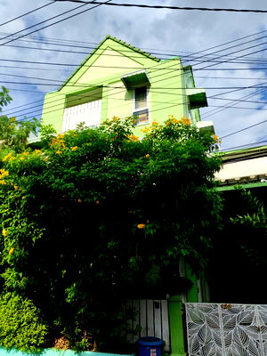 Townhouses for rent Prawet : 🏡✨ Modern 3-Storey House with Private Gym | Near Suan Luang Rama IX – Soi 28 (Chaloem Phrakiat R.9)