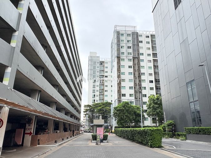 A Space Asoke - Ratchada