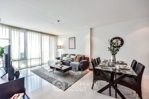 2-BR Condo at Fullerton Sukhumvit near BTS Ekkamai (ID 2396535)