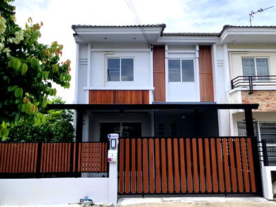 เช่าทาวน์โฮม นนทบุรี : ให้เช่าทาวน์โฮมหลังมุม โครงการติดถนนราชพฤกษ์ ตกแต่งพร้อมอยู่ 3 ห้องนอน 2 ห้องน้ำ พฤกษาทาวน์ ราชพฤกษ์