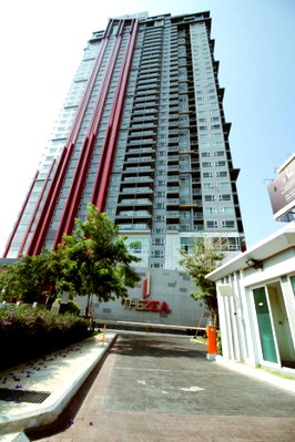 Condos for sale : Luxury condo for sale, The Sea Sriracha, high floor, beautiful view, corner room, fully furnished, move in ready