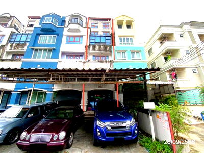 อาคารพาณิชย์ วิทยาลัยศิลปหัตถกรรมกรุงเทพ : อาคารพาณิชย์ สำหรับขาย - คลองจั่น เขตบางกะปิ กรุงเทพมหานคร