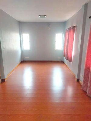 เช่าบ้านแฝด เมืองปทุมธานี ปทุมธานี : บ้านเช่า บ้าน มณี รินทร์ พาร์ค 2 รังสิต บ้านกลาง 