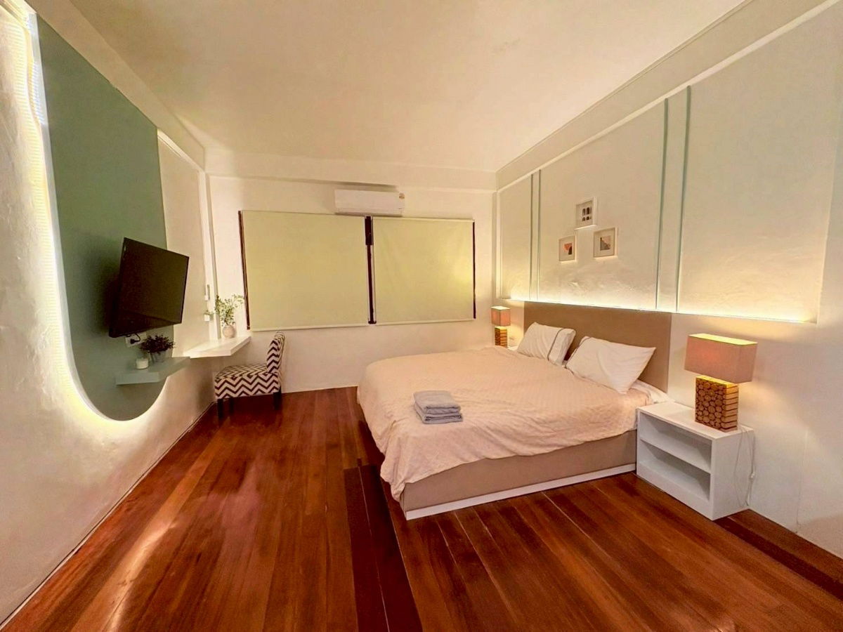 รูป LTHC13537 – Townhouse for Rent | Sukhumvit 95/1 | 165 sqm | 3 Rooms 2 Baths | 45K/Month | Near BTS Bang Chak | ทาวน์เฮ้าส์ให้เช่า สุขุมวิท 95/1 - รูปที่ 6/11