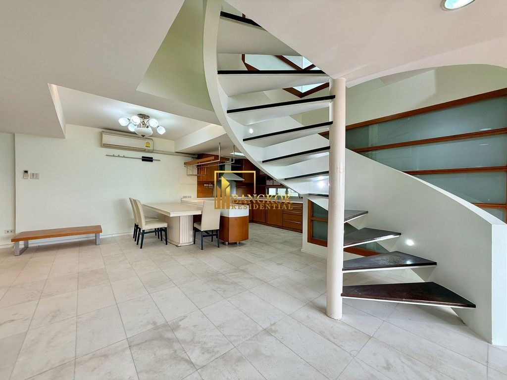 picture Royal Castle - Spacious 3 Bed Duplex Condo in Phrom Phong - BR4257CD - 5/41