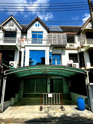 โฮมออฟฟิศ กรุงเทพมหานคร : ขายด่วน ทาวน์โฮม 3.5 ชั้น หมู่บ้าน ทาวน์อินทาวน์ ถนนศรีวรา, เนื้อที่ 26.6 ตรว. พื้นที่ใช้สอย 320 ตรม.