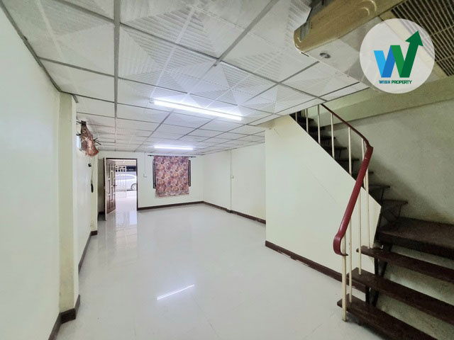 รูป ขายบ้านทำเลดี ใกล้ BTS หลังมุม พร้อมที่จอดรถ สุขุมวิท 77 ซอย อ่อนนุช 50 - รูปที่ 2/11