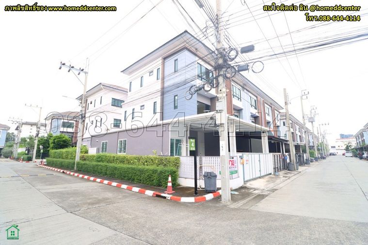 ขายทาวน์โฮม 3 ห้องนอน 150 ตร.ม. 27.8 ตร.ว. เดอะ คอนเนค อัพทรี ลาดพร้าว 126