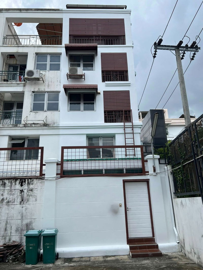 อาคารพาณิชย์ให้เช่า : Commercial Building for Rent: Nirvana Park Ladprao-Ramkhamhaeng (SPSAD3551)