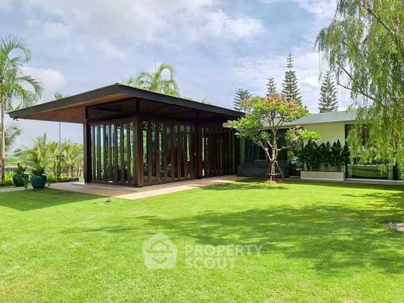 รูป คอนโด 2-ห้องนอน ที่ ซันเพลย์ บางเสร่ ใกล้ สวนนงนุช (ID 2400974) - รูปที่ 2/33