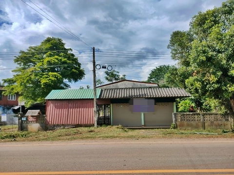 FOR SALE  HOUSE PROPERTY  2200000 BAHT.