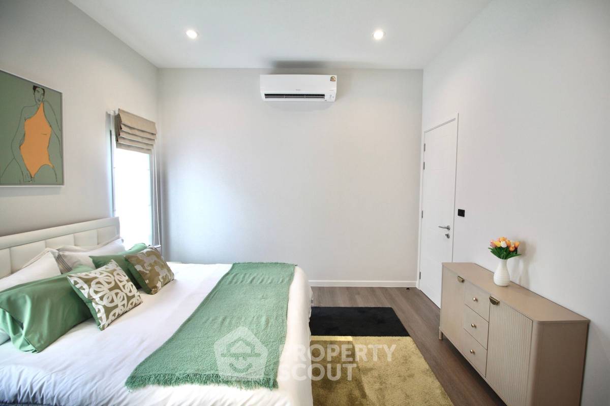 picture 5-BR House at Setthasiri Bangna KM.10 close to Suvarnabhumi Airport (ID 2229035) - 34/46