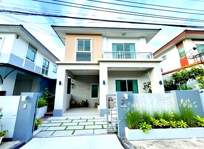 Houses for rent Raffles International College : Bangna-Wongwaen MRT Sri Iam 4 km. Urgent sale/rent! 2-story detached house 35 sq.wa. 162 sq.m. D-P