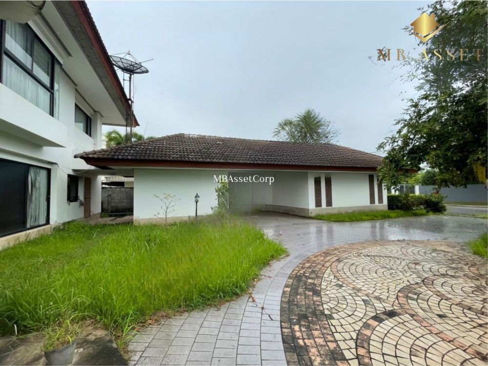 รูป ขายบ้านเดี่ยว 2 ชั้น หมู่บ้านปัญญารีสอร์ท สไตล์ contemporary ริมถนนสุขุมวิท ใกล้ตลาดหนองมน บางพระ มอเตอร์เวย์ ชลบุรี - รูปที่ 3/12