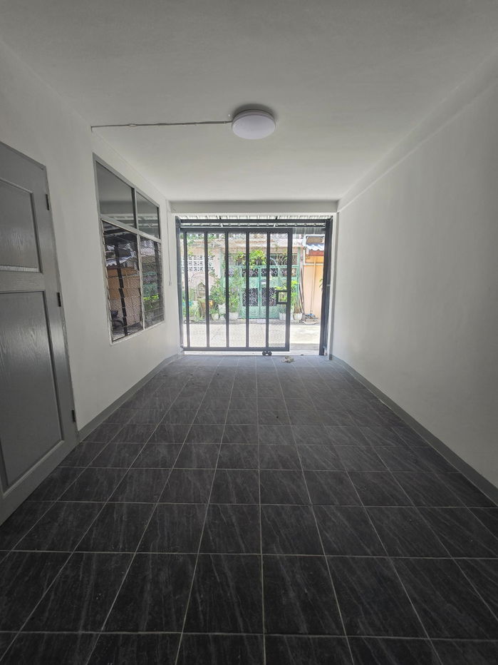 รูป ✨ ให้เช่า ทาวน์เฮ้าส์ 2 ชั้น 3 ห้องนอน ไม่มีเฟอร์ 168 ตร.ม. ซอยประชาราษฎร์บำเพ็ญ 16 ใกล้ MRT ห้วยขวาง - รูปที่ 3/18