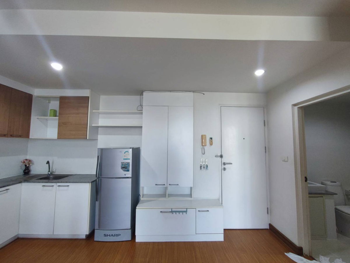 รูป 💘ให้เช่า 12,000 คอนโด The IRIS พระราม 9 - ศรีนครินทร์ ใกล้ Airport Link 🔥พิเศษ!!! ได้สิทธิ์จอดรถ 2 คัน ได้ทั้งมอเตอร์ไซค์และรถยนต์ - รูปที่ 8/19