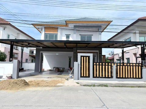 บ้านเดี่ยว สวยๆ แต่งใหม่ทั้งหลัง พร้อมเฟอร์ หมู่บ้าน เปี่ยมภิรมย์ รีสอร์ท รีโนเวทใหม่ พร้อมอยู่ คู้ซ้าย หนองจอก ซอยมิตรไมตรี 2