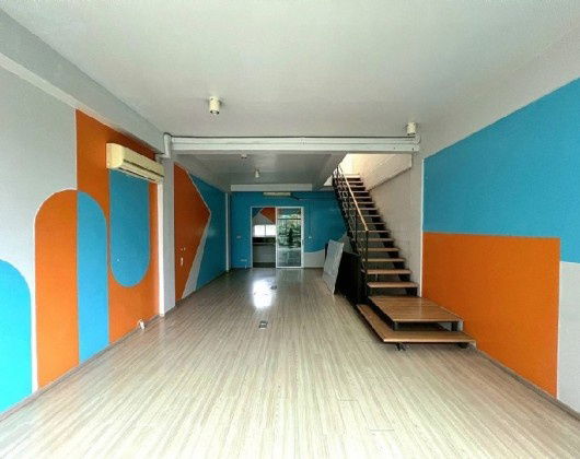 รูป ให้เช่า ทาวน์โฮม โฮมออฟฟิศ 3.5 ชั้น โครงการ ไซมิส บลอสซั่ม แอท แฟชั่น / ซอยรามอินทรา 64 / หลังมุม / แอร์ทั้งอาคาร / เหมาะเป็นสำนักงาน จดบริษัทได้ - รูปที่ 6/10