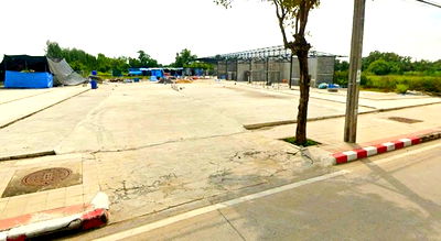 เช่าที่ดิน ถนนปู่เจ้าสมิงพราย  : ใกล้เซเว่น 250 เมตร กีฬาทางน้ำบึงไมตรีจิต 500ม. ให้เช่าที่ดิน 1ไร่กว่า หรือ 430ตร.วา. ติดถนนใหญ่นิมิตรใหม่ ติดถนนใหญ่ไมตรีจิต (6 เลน)